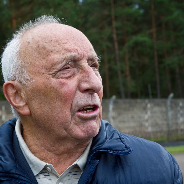 Reinhard Wolff in der Gedenkstätte Sachsenhausen, 2015 (Foto: Lars Wendt)